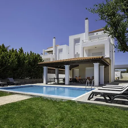Villas - Waterfront Luxury Retreat With Private *