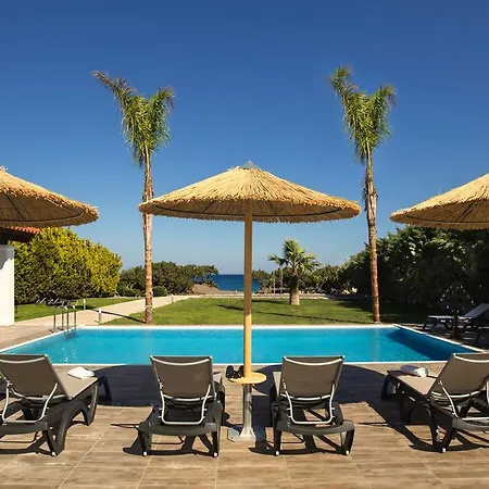 Villas - Waterfront Luxury Retreat With Private Villa Gennadi